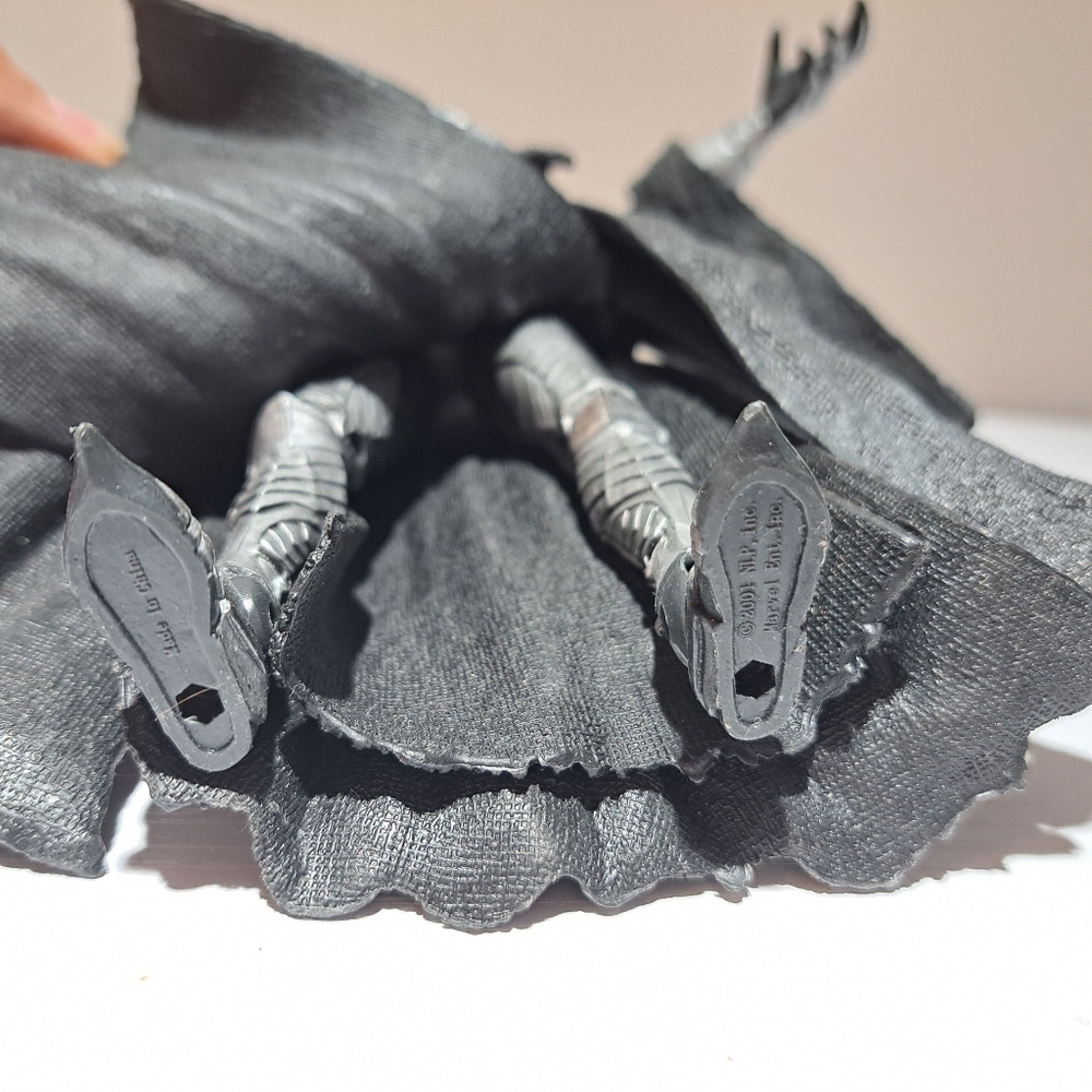 2001 Lord of the Rings Ring Wraith Nazgul Original Action Figure Marvel/ToyBiz - Picture 9 of 10